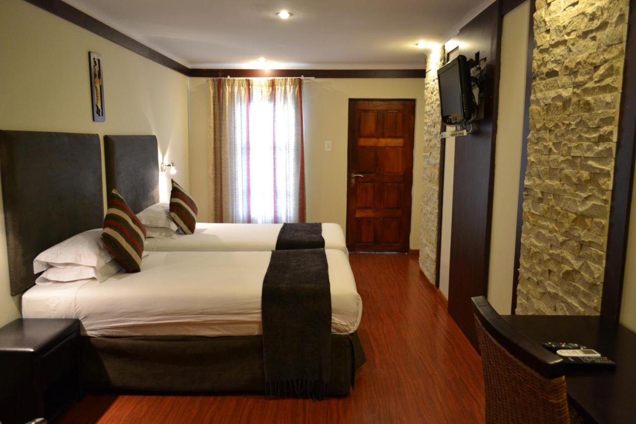 Citystay West Maseru Bagian luar foto