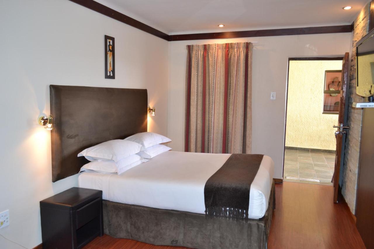 Citystay West Maseru Bagian luar foto